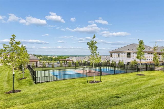 13705 W Guilford Road, Leawood, KS 66224