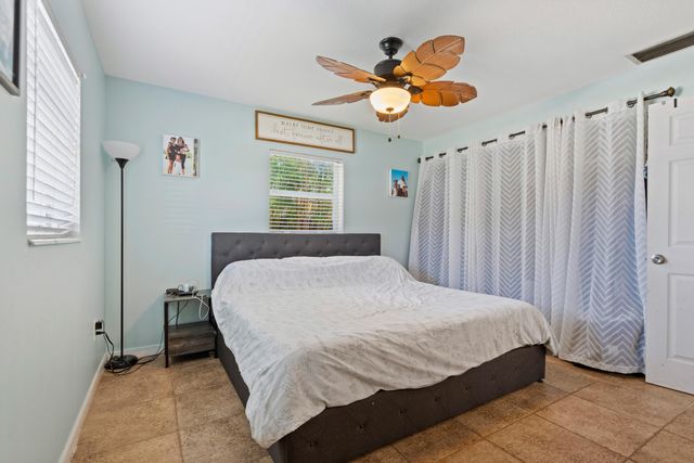 520 SE Dolphin Drive, Stuart, FL 34996