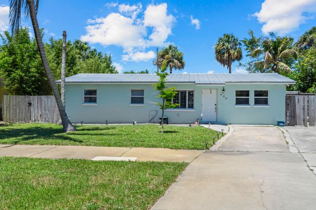 520 SE Dolphin Drive, Stuart, FL 34996
