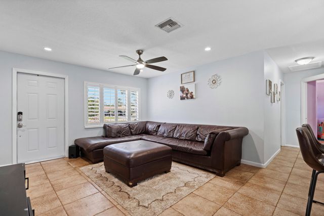 520 SE Dolphin Drive, Stuart, FL 34996