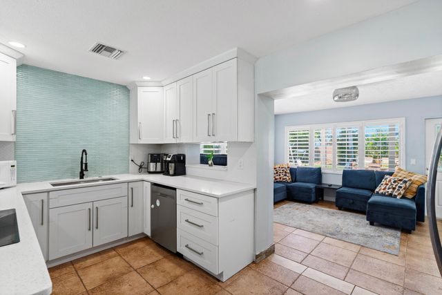 520 SE Dolphin Drive, Stuart, FL 34996
