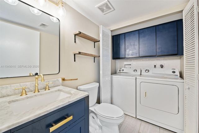 11875 SW 12th Pl, Davie, FL 33325