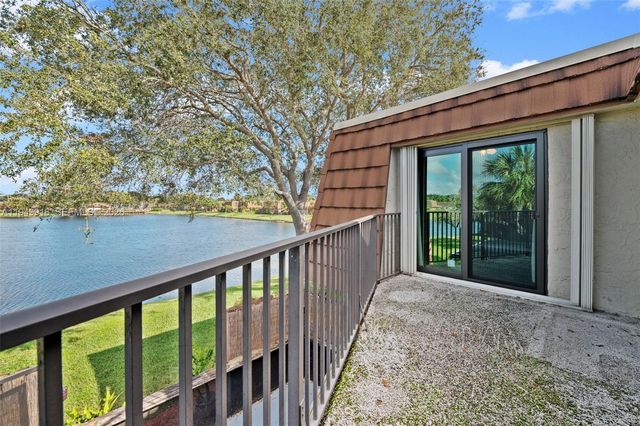 11875 SW 12th Pl, Davie, FL 33325