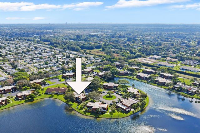 11875 SW 12th Pl, Davie, FL 33325