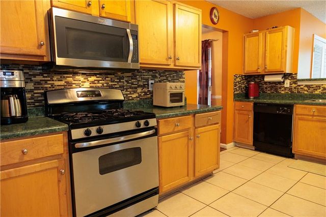 6807 Hill Creek Cove, Lithonia, GA 30058