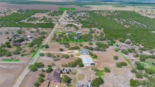 5332 Alegre Ln, Robstown, TX 78380