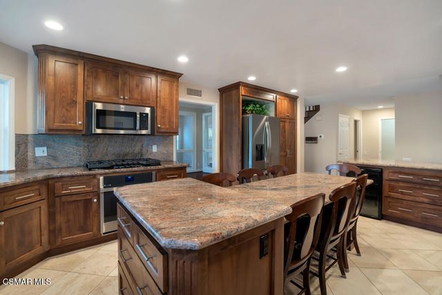 12048 Silver Crest Street, Moorpark, CA 93021