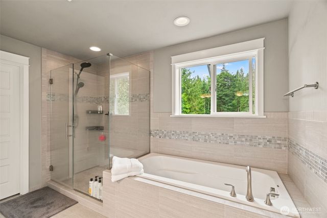 10103 52nd Street SE, Snohomish, WA 98290