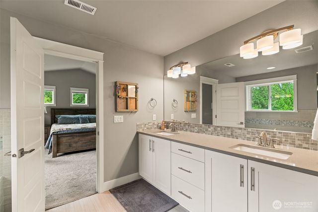 10103 52nd Street SE, Snohomish, WA 98290