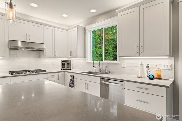 10103 52nd Street SE, Snohomish, WA 98290
