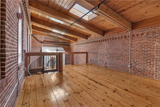 407 Pine Street 303, Providence, RI 02903