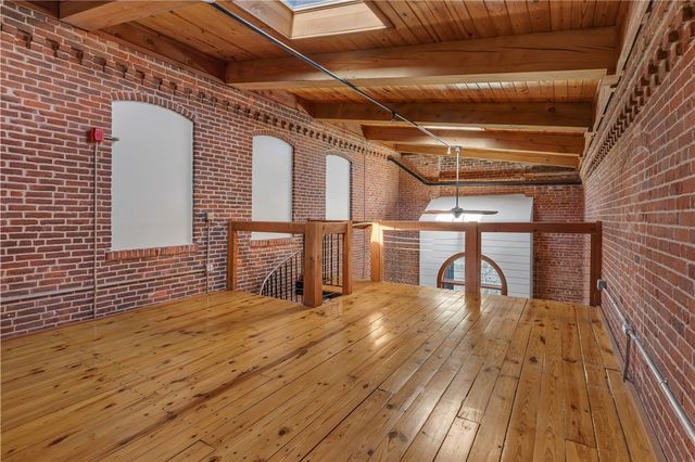 407 Pine Street 303, Providence, RI 02903