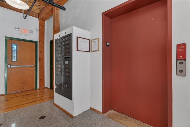 407 Pine Street 303, Providence, RI 02903