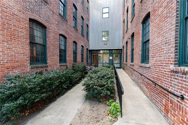 407 Pine Street 303, Providence, RI 02903