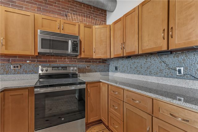 407 Pine Street 303, Providence, RI 02903