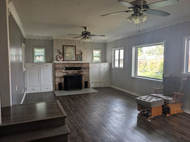 259 20th Avenue S, South Saint Paul, MN 55075