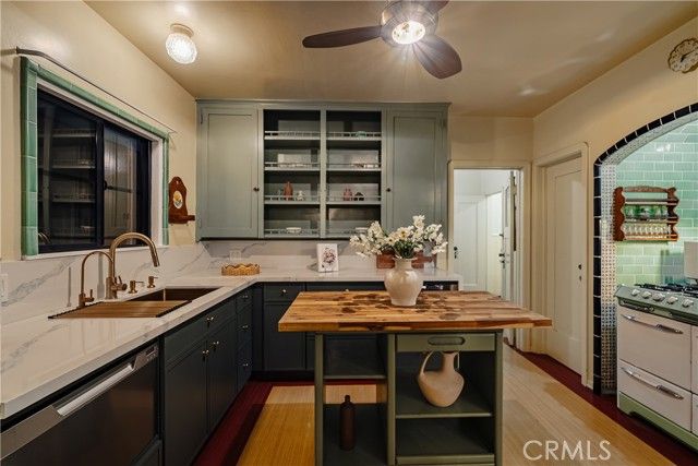 1209 S 9th Street, Alhambra, CA 91801