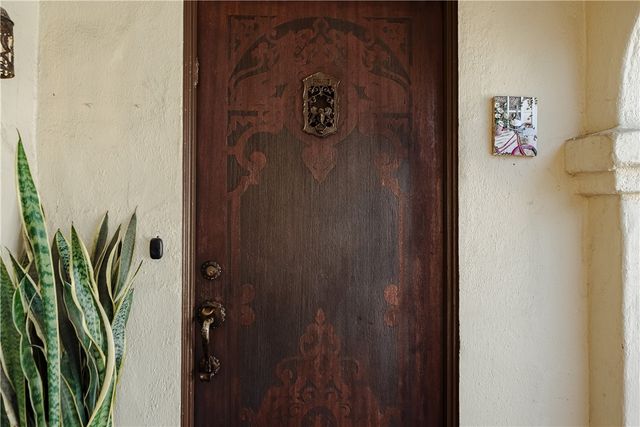 1209 S 9th Street, Alhambra, CA 91801