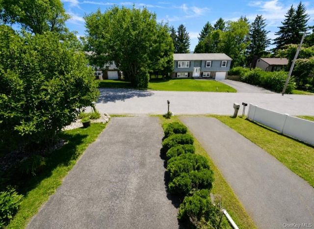 82 Vails Gate Heights Drive, New Windsor, NY 12553