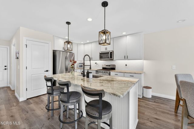 3464 Moonlit Pass, Monclova, OH 43542