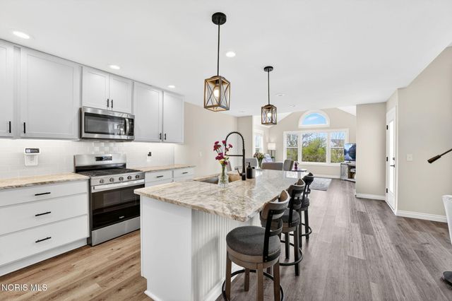 3464 Moonlit Pass, Monclova, OH 43542