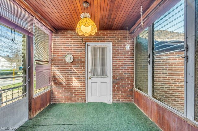 6494 S Canterbury Road, Parma, OH 44129