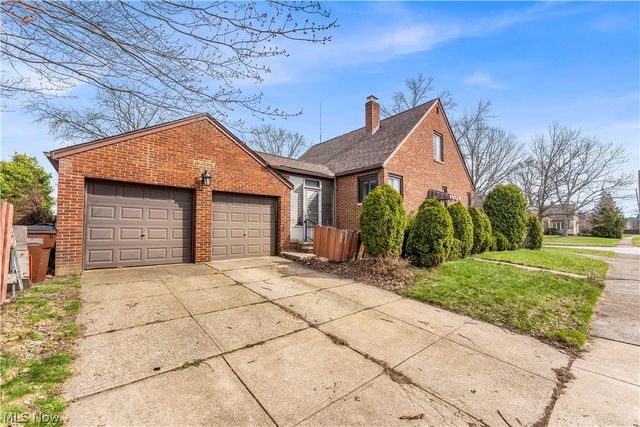 6494 S Canterbury Road, Parma, OH 44129