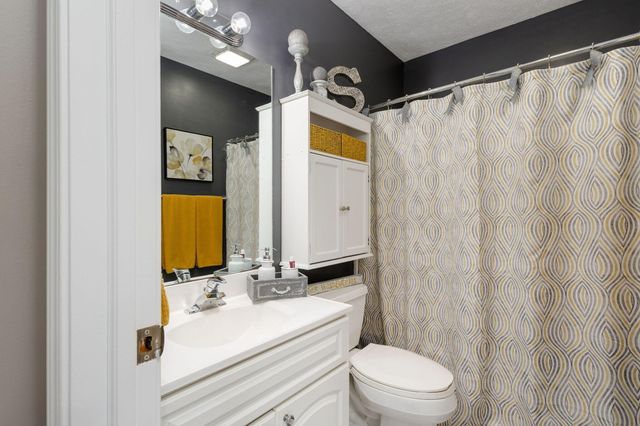 1256 Barron Lake Road, Niles, MI 49120