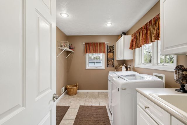 1256 Barron Lake Road, Niles, MI 49120