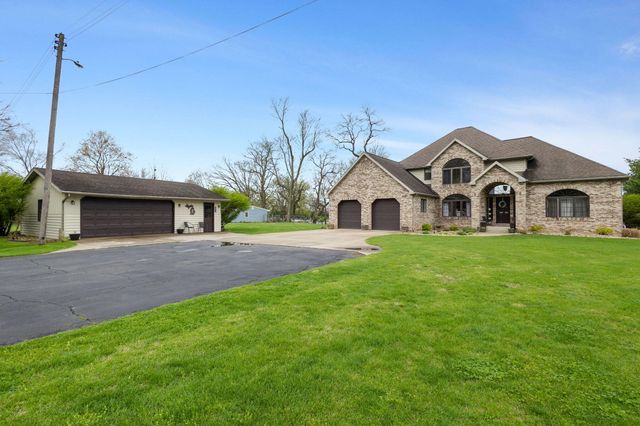 1256 Barron Lake Road, Niles, MI 49120
