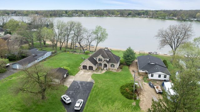 1256 Barron Lake Road, Niles, MI 49120