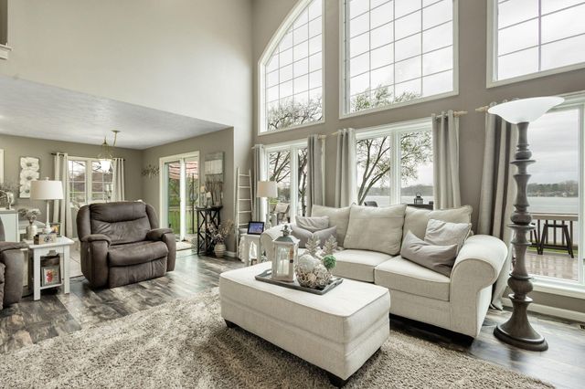 1256 Barron Lake Road, Niles, MI 49120