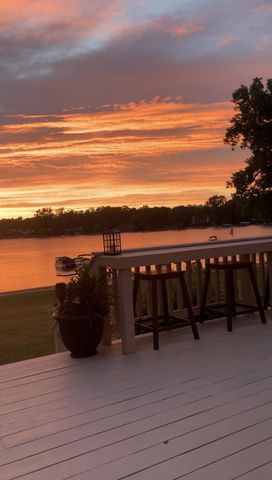 1256 Barron Lake Road, Niles, MI 49120