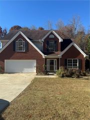 1009 Chads Ridge, Jonesboro, GA 30236