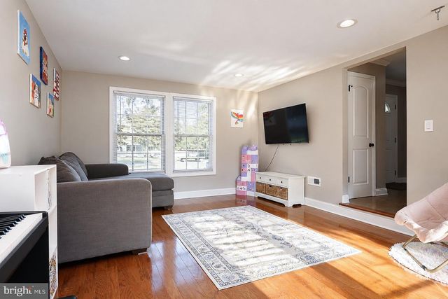 316 EVELYN AVE, Hamilton, NJ 08619