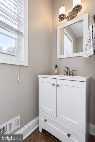 316 EVELYN AVE, Hamilton, NJ 08619