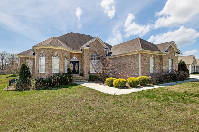 12 Sonoma Dr, Fayetteville, TN 37334