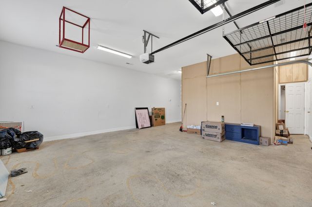 12 Sonoma Dr, Fayetteville, TN 37334