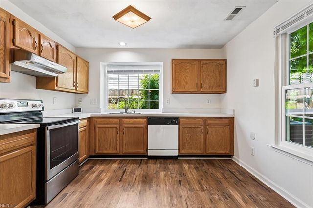 407 Stonegate WAY, Suffolk, VA 23435