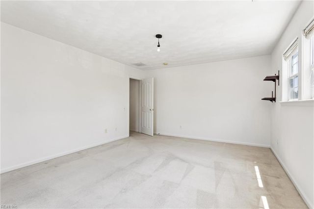 407 Stonegate WAY, Suffolk, VA 23435