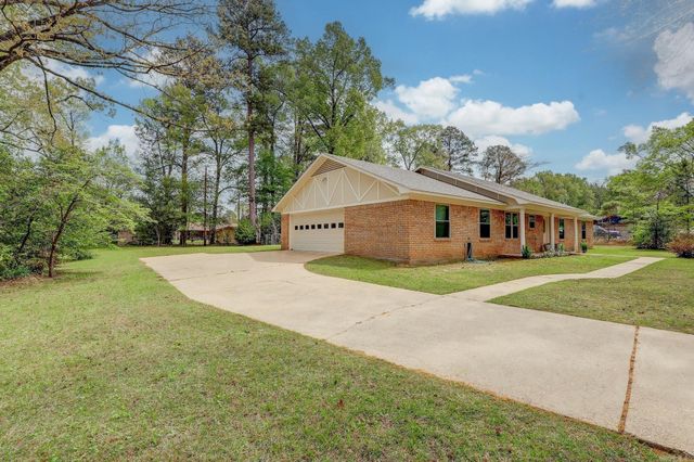 6401 Sleepy Hollow, Texarkana, TX 75503