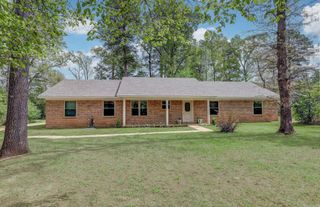 6401 Sleepy Hollow, Texarkana, TX 75503