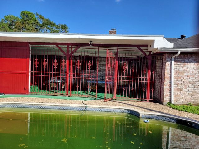 12934 Glenwyck Street, Houston, TX 77045