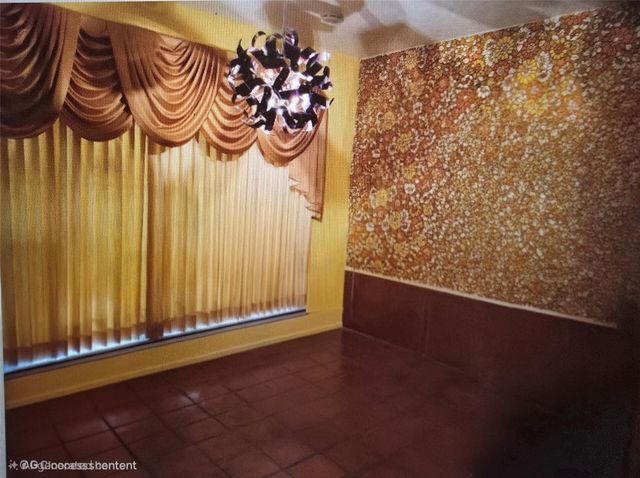 12934 Glenwyck Street, Houston, TX 77045