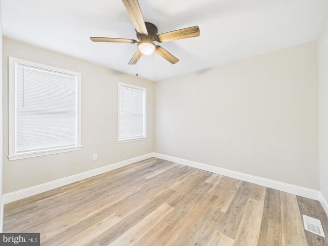 11 DENHAM AVE, Claymont, DE 19703