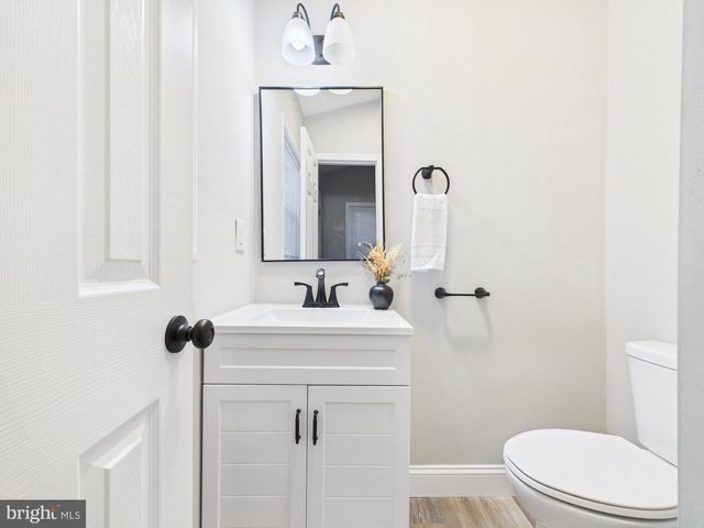 11 DENHAM AVE, Claymont, DE 19703