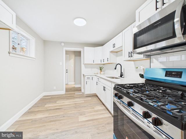 11 DENHAM AVE, Claymont, DE 19703