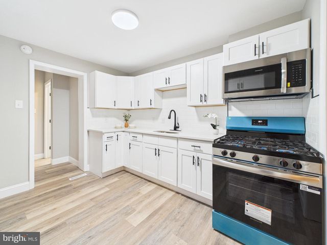 11 DENHAM AVE, Claymont, DE 19703