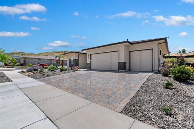 18071 N Burnt Car Way, Boise, ID 83714