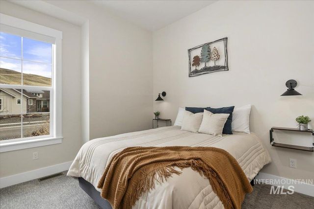18071 N Burnt Car Way, Boise, ID 83714